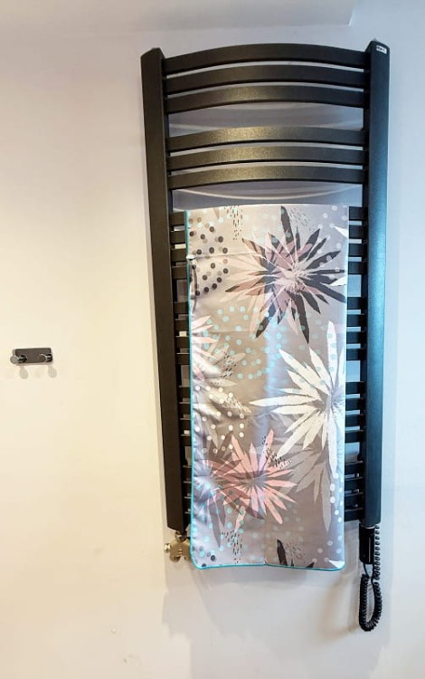 Ręcznik szybkoschnący z mikrofibry 80×100 cm TROPIKALNA MGŁA Zepnij